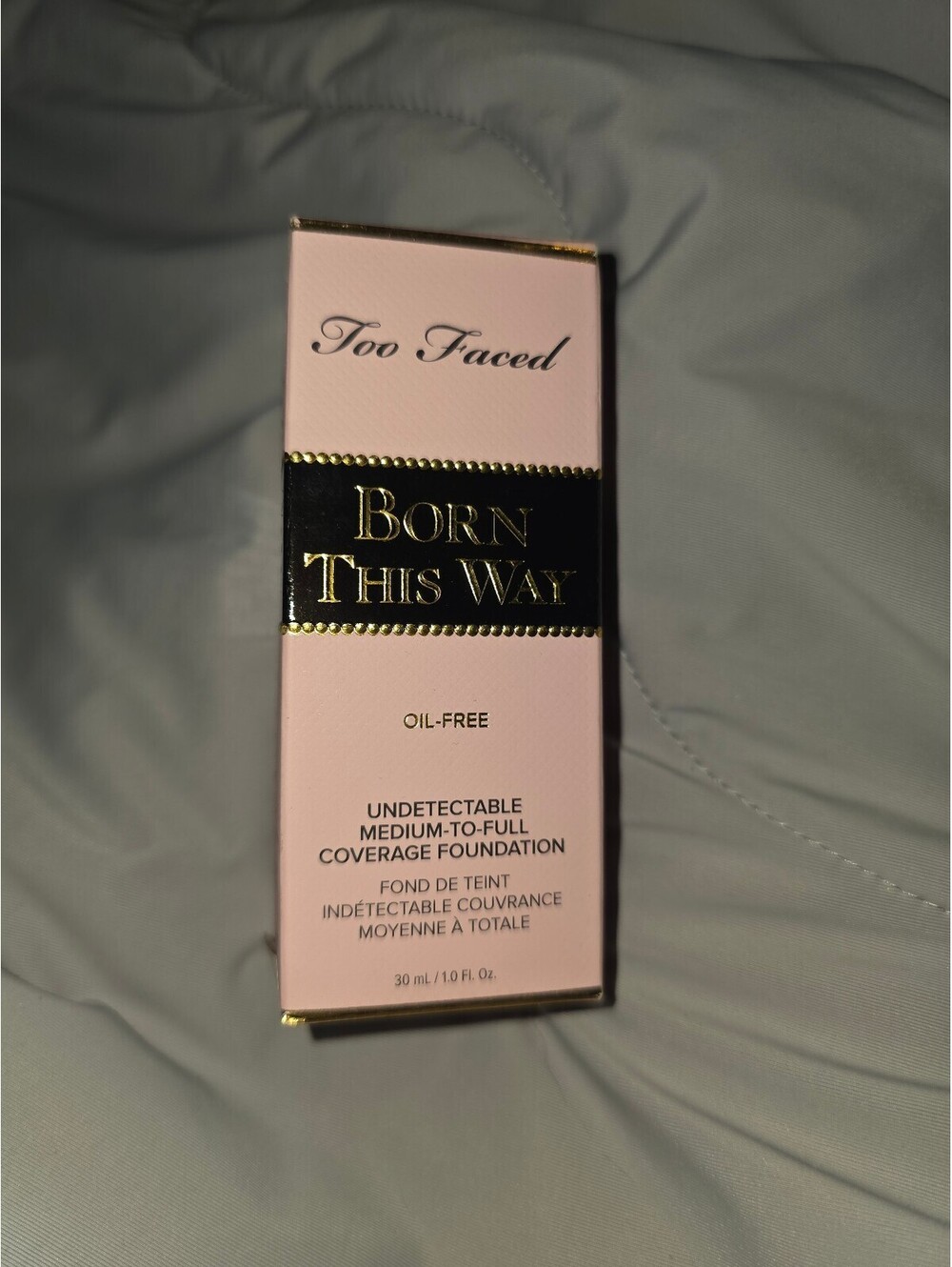 Too Faced Born this way Medium to Full Coverage Foundation 1oz Cloud